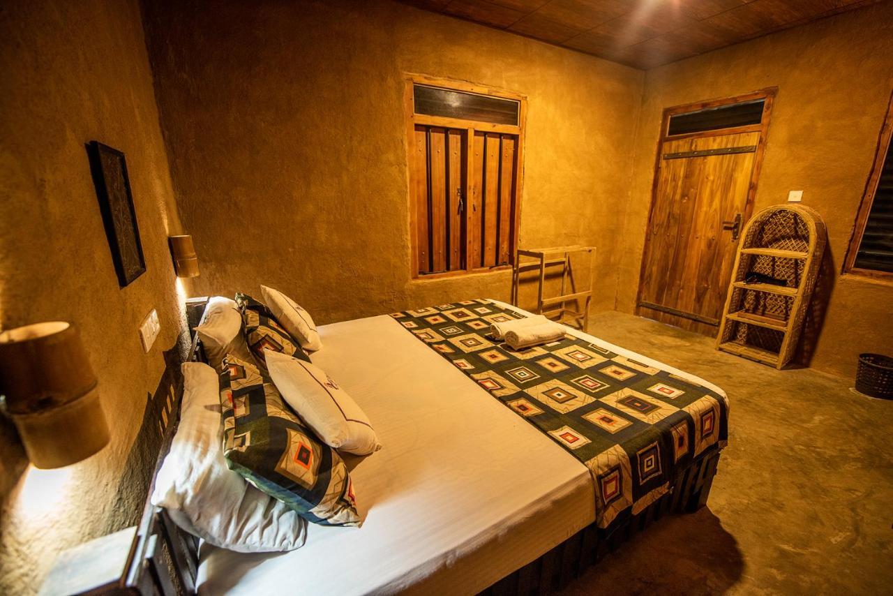 Bed and Breakfast Private Organic House Udawalawe Exterior foto