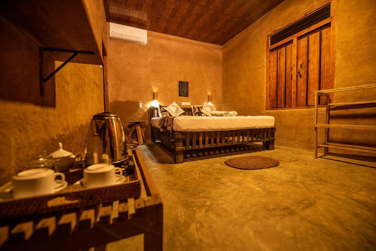 Bed and Breakfast Private Organic House Udawalawe Exterior foto