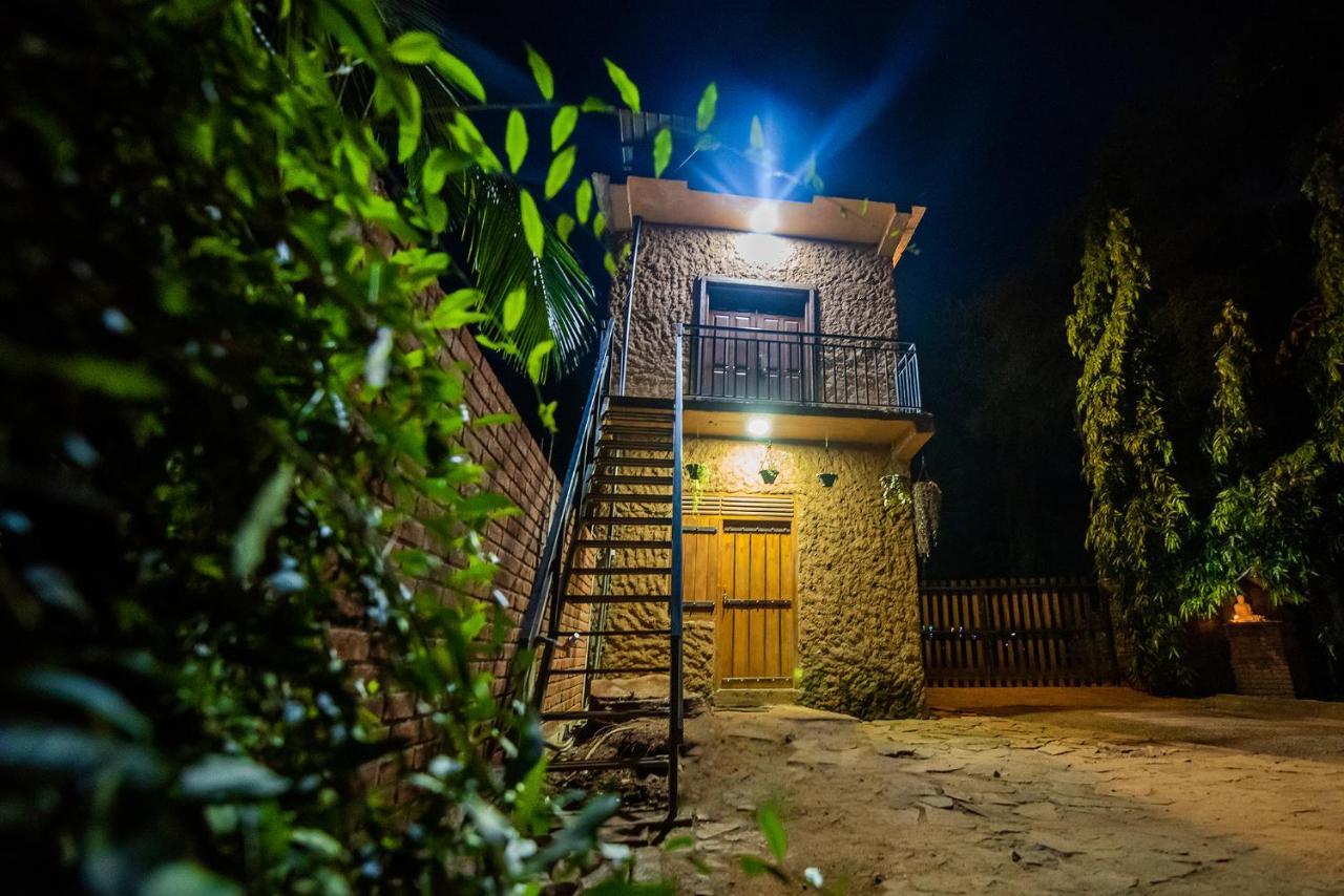 Bed and Breakfast Private Organic House Udawalawe Exterior foto