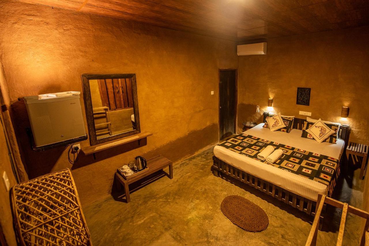 Bed and Breakfast Private Organic House Udawalawe Exterior foto
