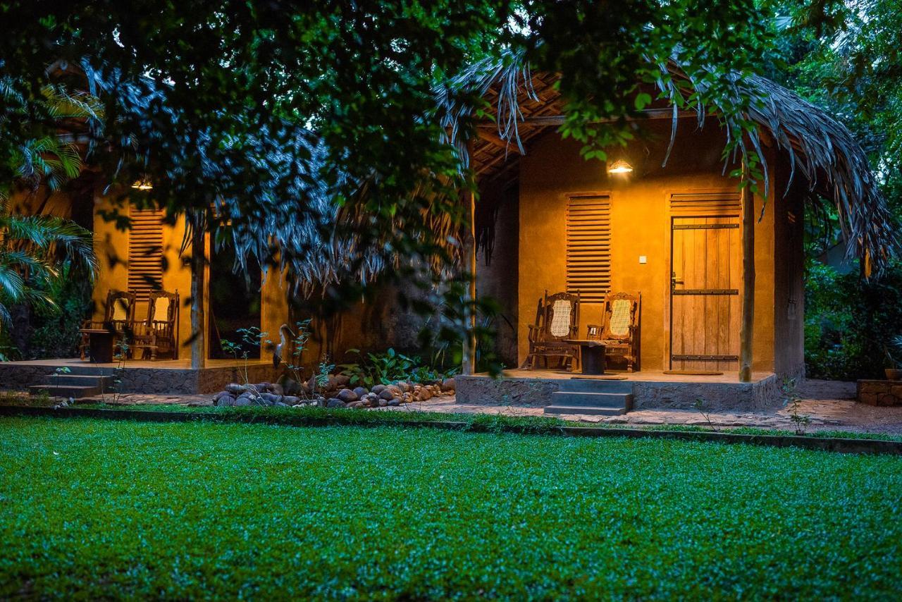 Bed and Breakfast Private Organic House Udawalawe Exterior foto